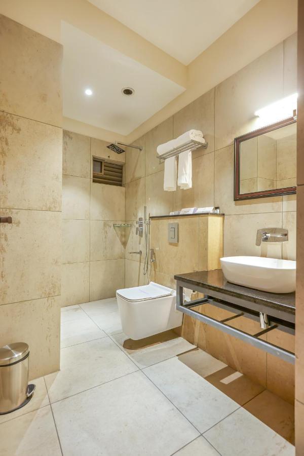 Hotel Cason International Kondotty 外观 照片